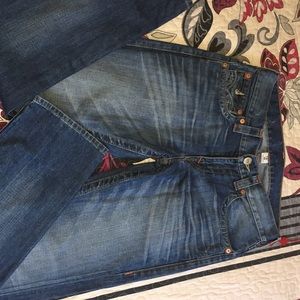 Men’s true religion jeans